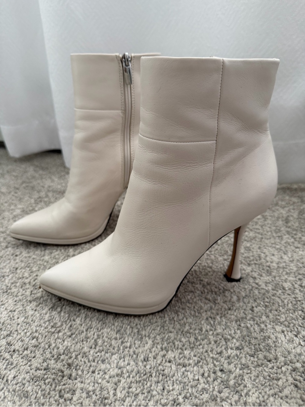 Vince Camuto Women's Ivory Pointed-Toe Stiletto Ankle Boots